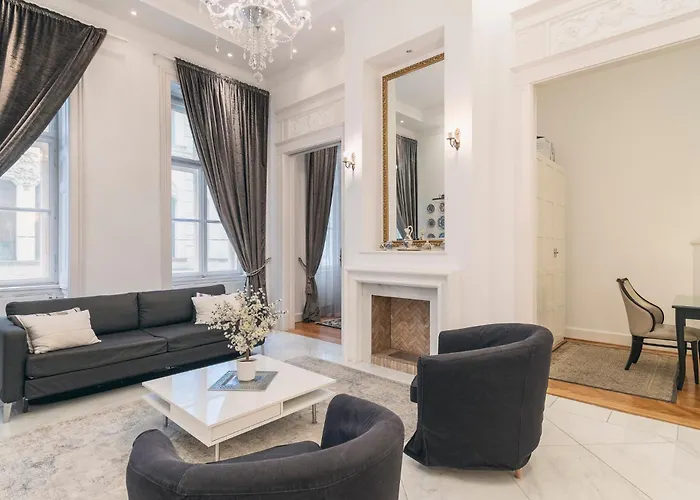 Appartement Basilica Palace *