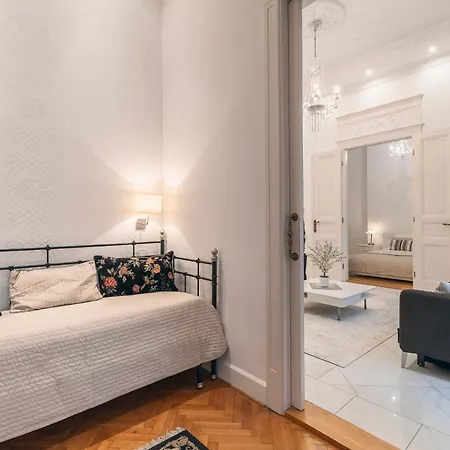 Apartament Basilica Palace